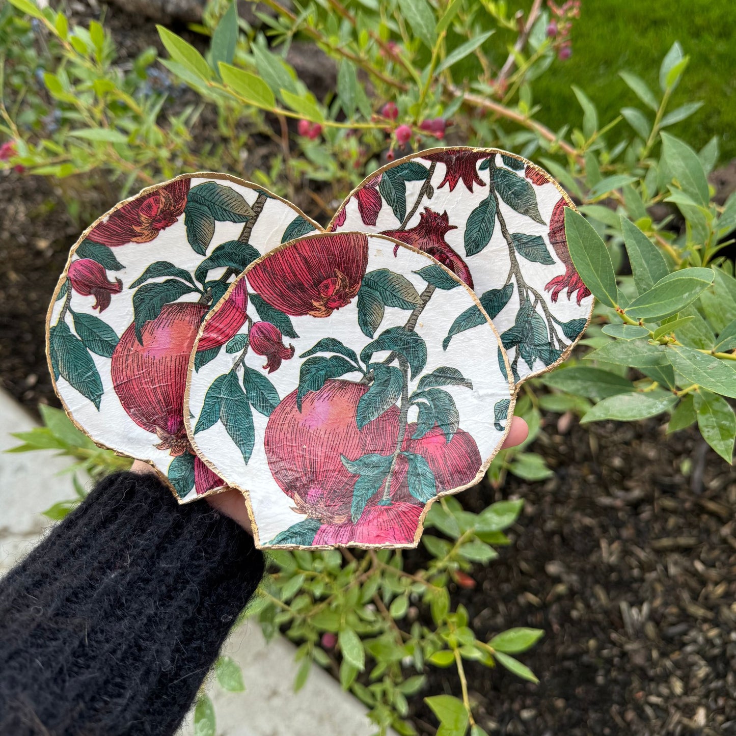 Shell Trinket Dish - Pomegranate