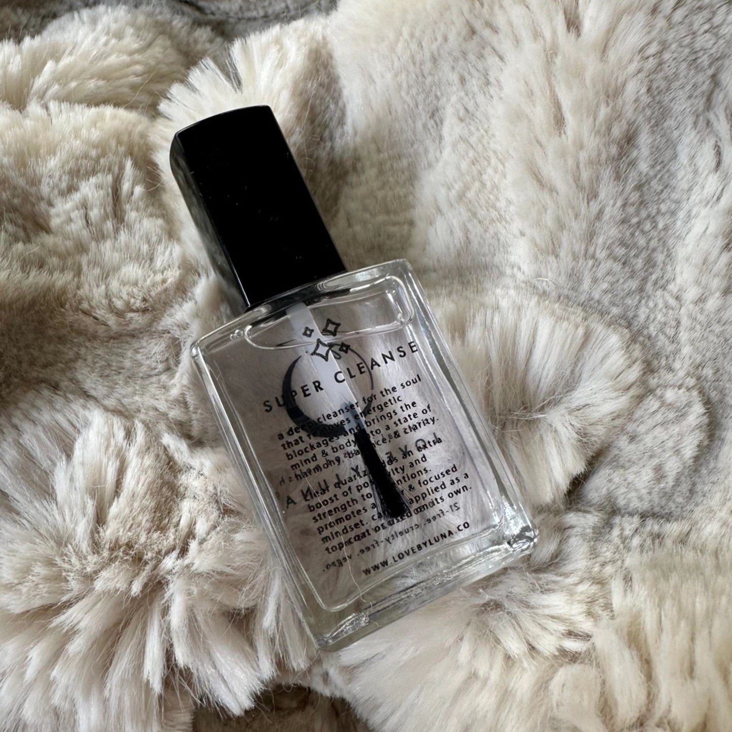 Love By Luna – Super Cleanse | Clear Top Coat Nail Polish with Clear Quartz